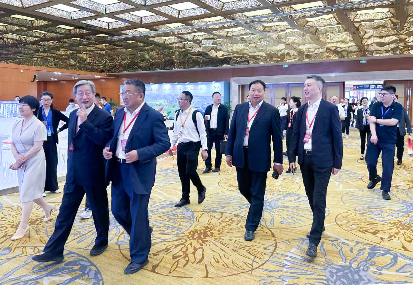 創(chuàng)新引領(lǐng)、科技強(qiáng)機(jī)——神開參加第四屆石油石化裝備產(chǎn)業(yè)科技大會暨科技創(chuàng)新成果展覽會(圖5)